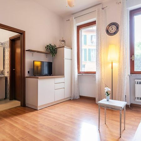 Casa Blu Flexyrent Apartment Wifi - No Ac Милан Экстерьер фото