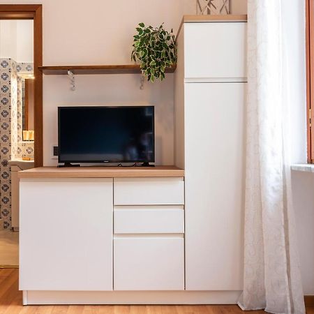 Casa Blu Flexyrent Apartment Wifi - No Ac Милан Экстерьер фото